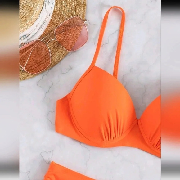 Women Solid Color Push Up Bikini Set With Separated Bra And Swimsuit Briefs - Picture 5 of 6